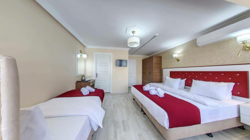 Cihangir Palace Hotel Стамбул Экстерьер фото