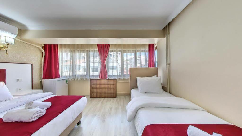 Cihangir Palace Hotel Стамбул Экстерьер фото